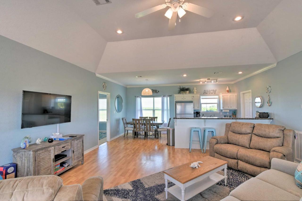 Bright Crystal Beach House, Walk To Coast! Villa Bolivar Peninsula Exterior foto