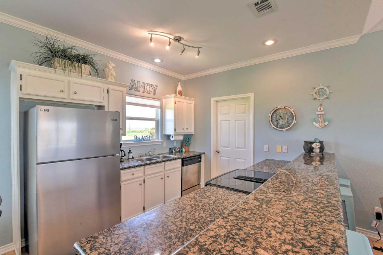 Bright Crystal Beach House, Walk To Coast! Villa Bolivar Peninsula Exterior foto