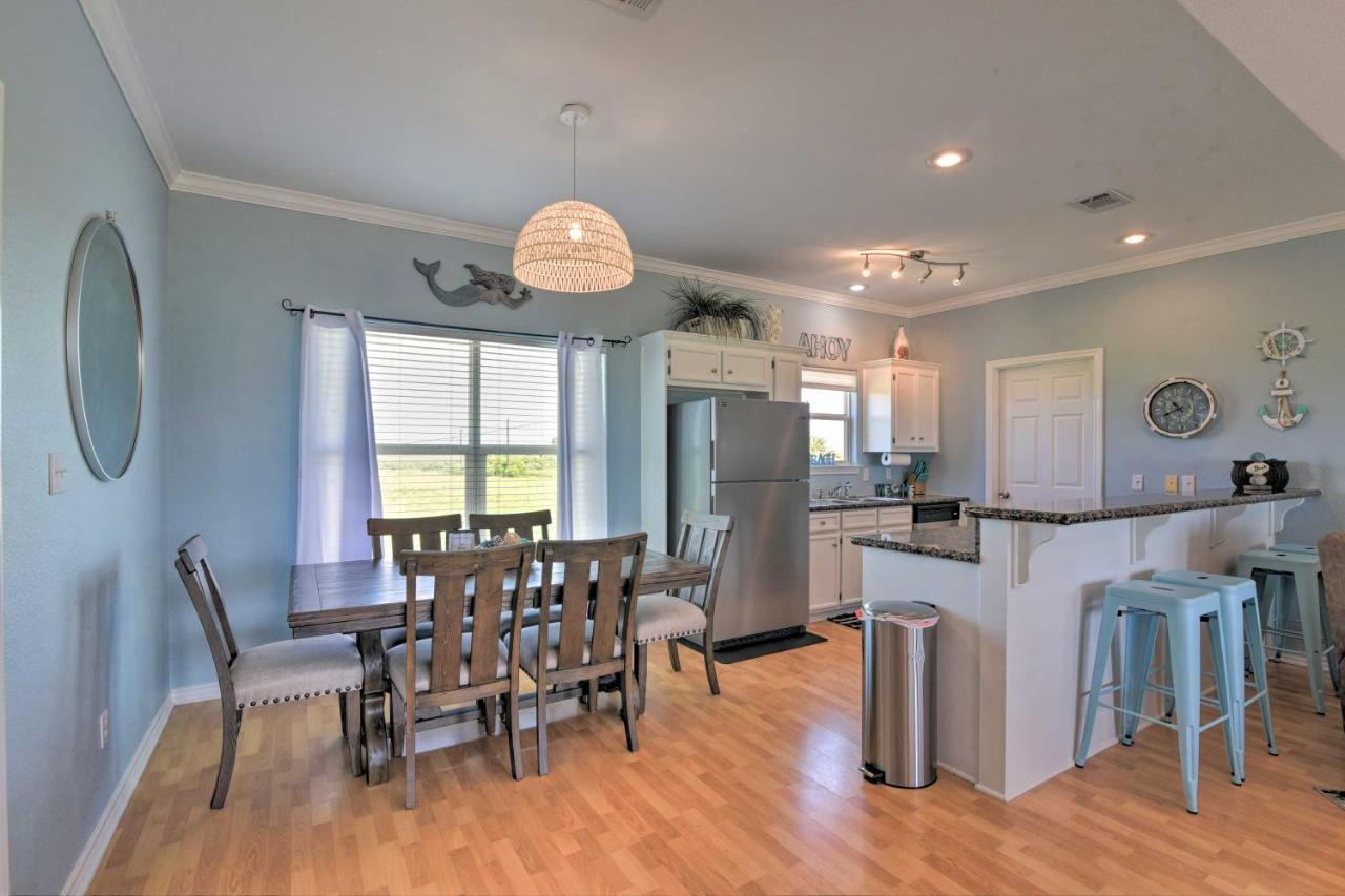 Bright Crystal Beach House, Walk To Coast! Villa Bolivar Peninsula Exterior foto