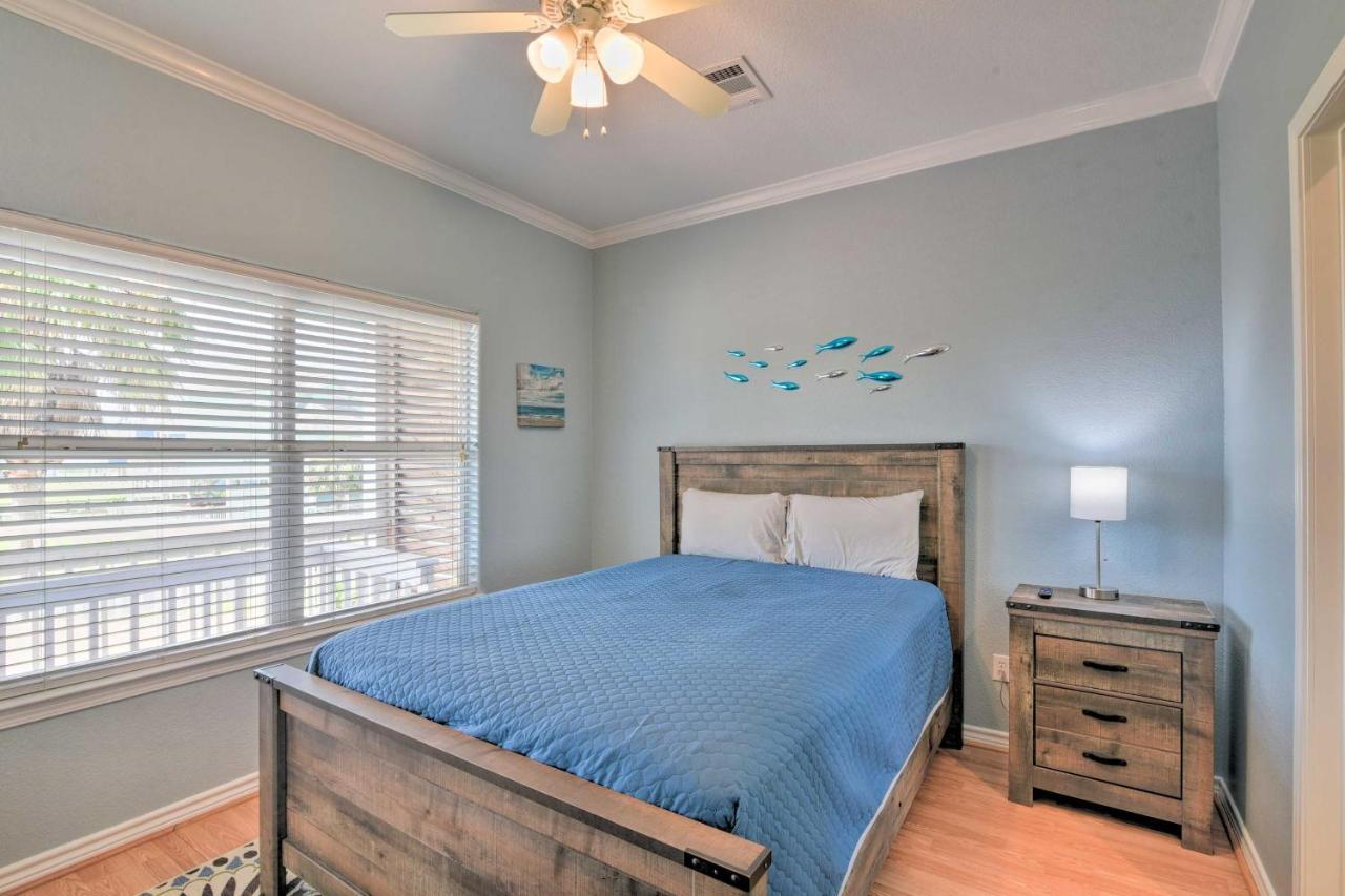 Bright Crystal Beach House, Walk To Coast! Villa Bolivar Peninsula Exterior foto